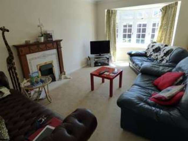 Image of 3 Bedroom Detached to rent at Birch Mead Reading Reading, RG41 5TW