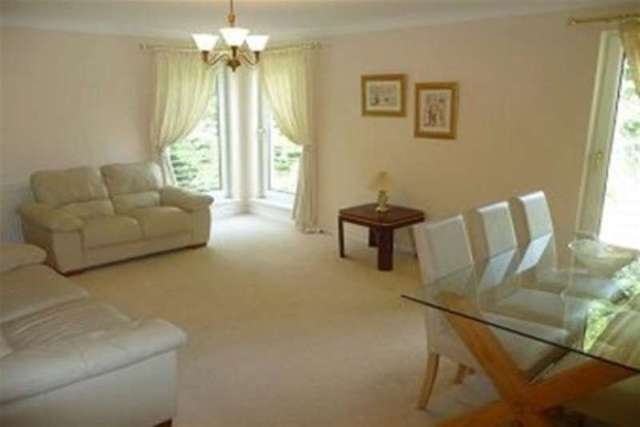  Image of 2 Bedroom Flat to rent at Hamilton, ML3 6AL