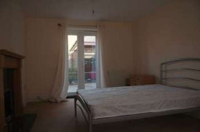  Image of Semi-Detached to rent at Ypres Road  Colchester, CO2 7UW