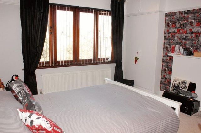  Image of 4 Bedroom Detached for sale at Sturges Road  Bognor Regis, PO21 2AH