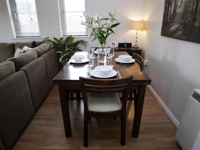  Image of 2 Bedroom Flat for sale at Pudsey  Pudsey, LS28 7WD