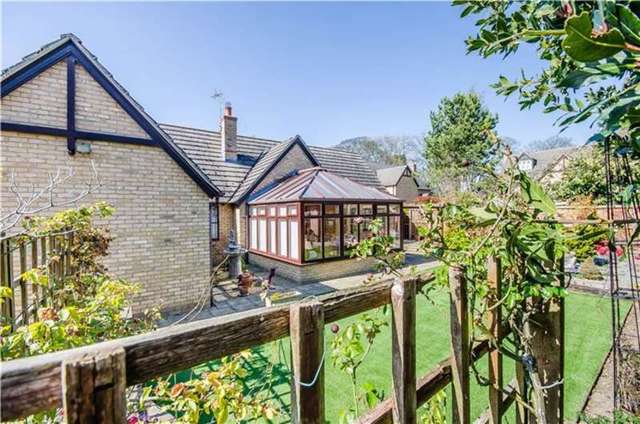  Image of 4 Bedroom Detached for sale at Stapleford, CB22 5FD