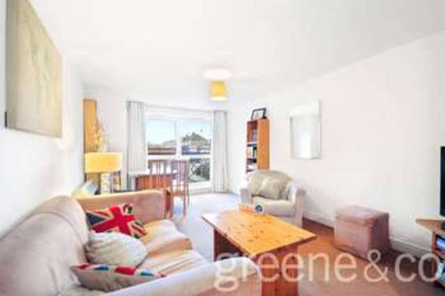  Image of 2 Bedroom Flat to rent at Cline Road London New Southgate, N11 2ND