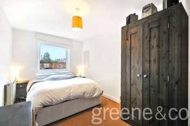  Image of 2 Bedroom Flat to rent at Cline Road London New Southgate, N11 2ND