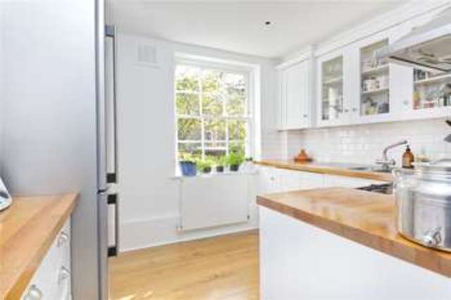  Image of 1 Bedroom Flat for sale at Canonbury London Essex Road, N1 2NL
