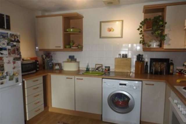  Image of 1 Bedroom Flat to rent at Cardiff, CF10 4AL