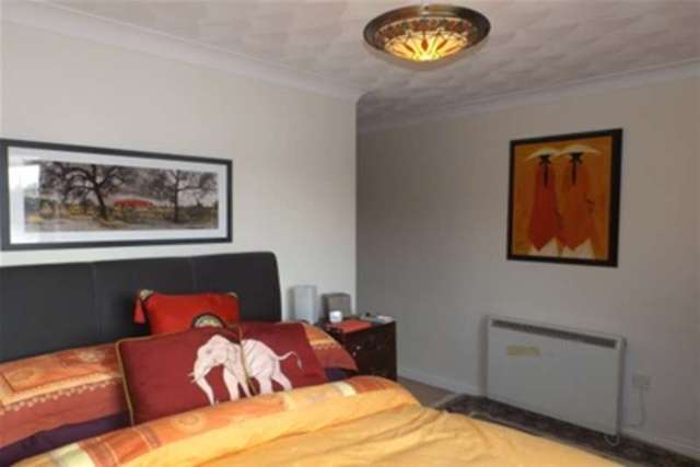  Image of 1 Bedroom Flat to rent at Cardiff, CF10 4AL