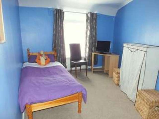  Image of 3 Bedroom Cottage for sale at Axminster Road Charmouth Bridport, DT6 6PA