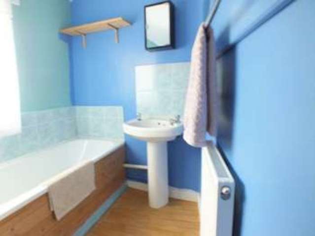  Image of 3 Bedroom Cottage for sale at Axminster Road Charmouth Bridport, DT6 6PA