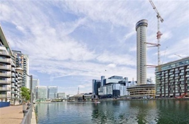  Image of 1 Bedroom Penthouse for sale at London, E14 9EQ