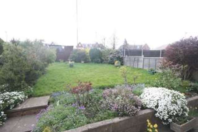  Image of 2 Bedroom Flat for sale at North Acre  Banstead, SM7 2EG