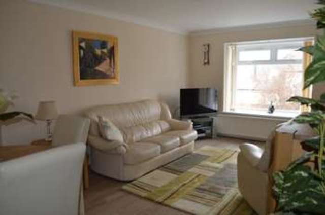  Image of 2 Bedroom Flat for sale at Bath Road Longwell Green Bristol, BS30 9DX