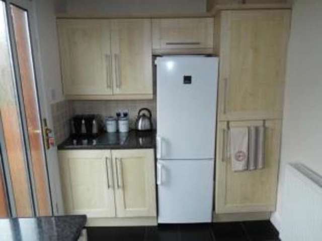  Image of 2 Bedroom Flat for sale at Airdrie North Lanarkshire Airdrie, ML6 0HF