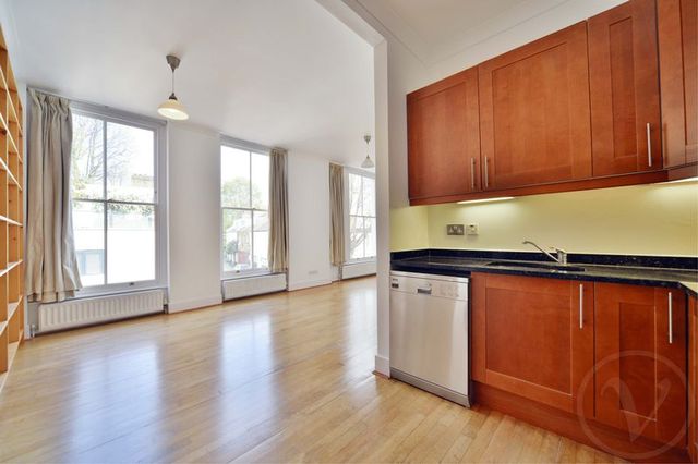  Image of 3 Bedroom Flat to rent at Belsize Place Array Belsize Park, NW3 5AL