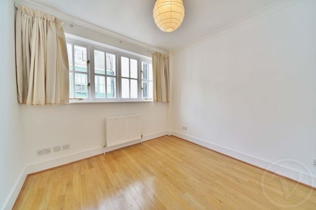  Image of 3 Bedroom Flat to rent at Belsize Place Array Belsize Park, NW3 5AL