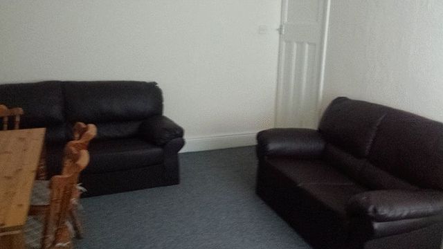  Image of 2 Bedroom Flat to rent at Bilbrough Gardens Array Blakelaw, NE4 8YA