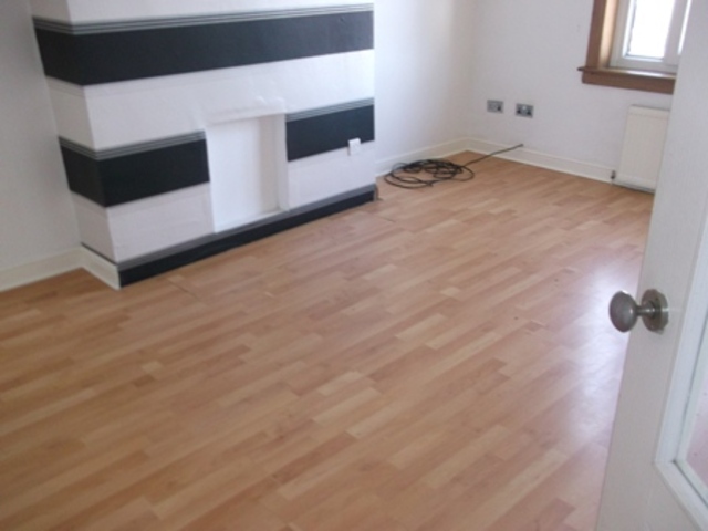 Image of 3 Bedroom Flat to rent at Kilwinning North Ayrshire North Ayrshire, KA13 6HX