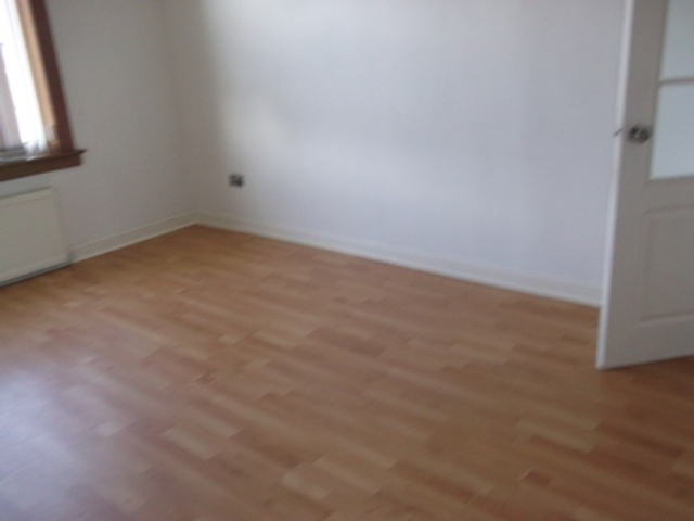  Image of 3 Bedroom Flat to rent at Kilwinning North Ayrshire North Ayrshire, KA13 6HX