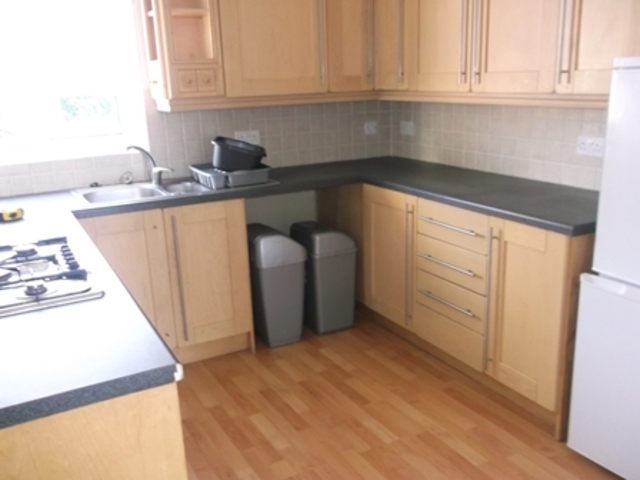  Image of 3 Bedroom Flat to rent at Kilwinning North Ayrshire North Ayrshire, KA13 6HX