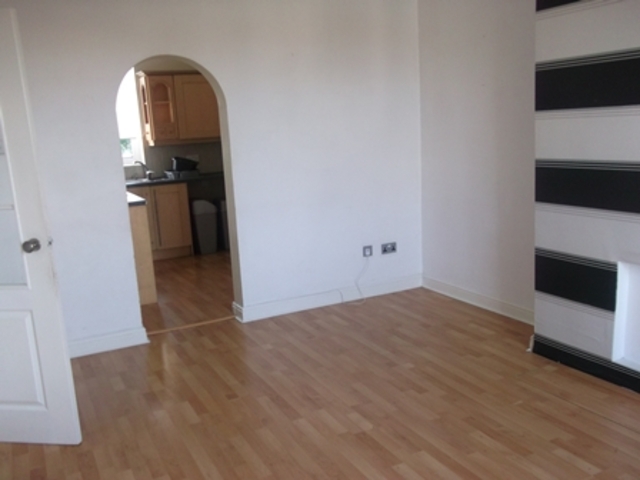  Image of 3 Bedroom Flat to rent at Kilwinning North Ayrshire North Ayrshire, KA13 6HX