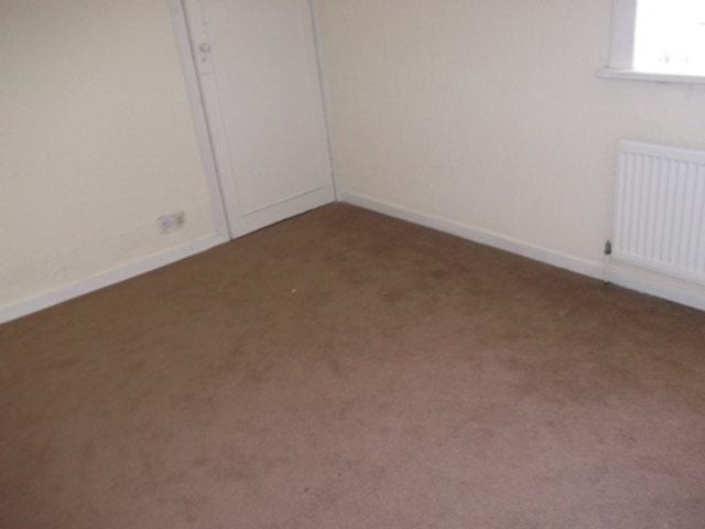  Image of 3 Bedroom Flat to rent at Kilwinning North Ayrshire North Ayrshire, KA13 6HX