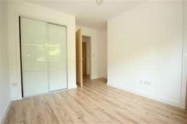  Image of 2 Bedroom Flat to rent at Corbiehall  Boness, EH51 0AX