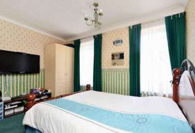  Image of 5 Bedroom Terraced for sale at Boundary Road  London, E13 9PS