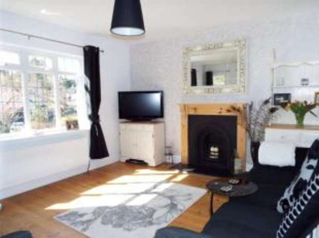  Image of 4 Bedroom Bungalow for sale at Purley  Kenley, CR8 1HL