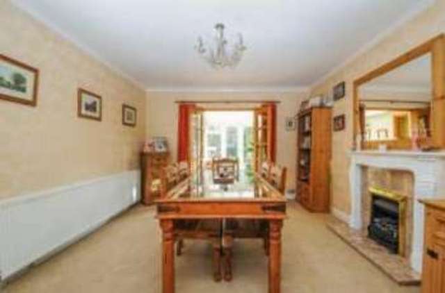  Image of 4 Bedroom Detached for sale at Croydon  Shirley, CR0 8HQ