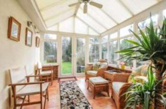  Image of 4 Bedroom Detached for sale at Croydon  Shirley, CR0 8HQ