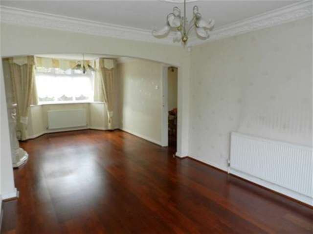  Image of 3 Bedroom Detached for sale at Bloxwich, WS3 2TG