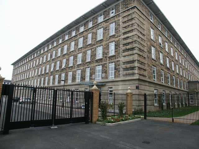  Image of 4 Bedroom Flat for sale at Bromyard Avenue  London, W3 7BS