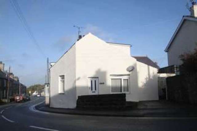  Image of 2 Bedroom Terraced for sale at Brynsiencyn, LL61 6UG