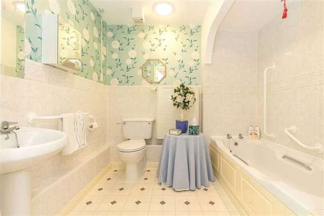  Image of 2 Bedroom Flat for sale at Burcot Lane  Bromsgrove, B60 1AD