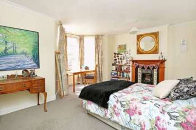  Image of 5 Bedroom Terraced for sale at Canynge Road Clifton Bristol, BS8 3JX