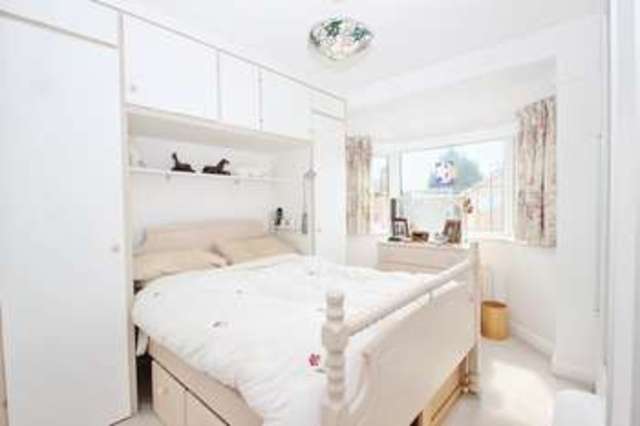  Image of 3 Bedroom Terraced for sale at Castle Road  Bournemouth, BH9 1PN