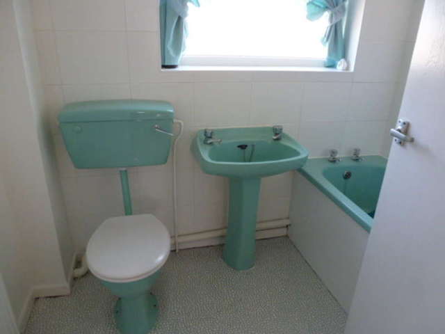  Image of 3 Bedroom Terraced to rent at Yate  South Glos, BS37 4JD