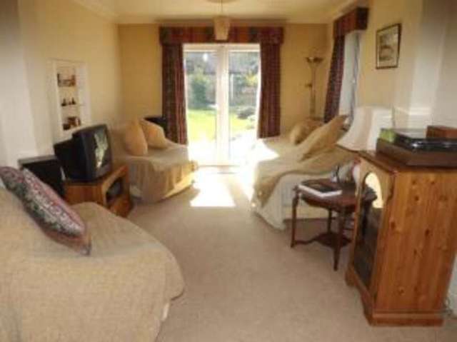  Image of 4 Bedroom Detached for sale at Chelmsford Essex Great Baddow, CM2 9TY