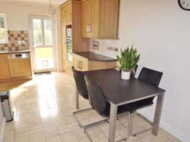  Image of 4 Bedroom Detached for sale at Chelmsford Essex Great Baddow, CM2 9TY