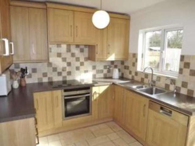  Image of 4 Bedroom Detached for sale at Chelmsford Essex Great Baddow, CM2 9TY