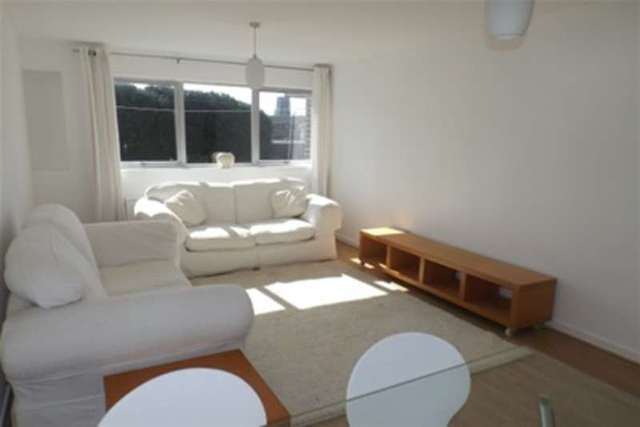  Image of 2 Bedroom Flat to rent at Cardiff, CF24 3FT