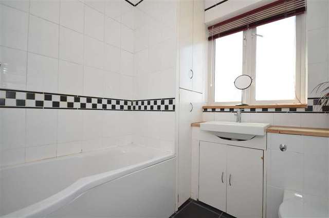  Image of 3 Bedroom End of Terrace for sale at Leyton London Leyton, E10 6JA