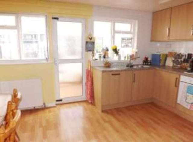  Image of 3 Bedroom End of Terrace for sale at Dawlish Devon Langdon House, EX7 0HH
