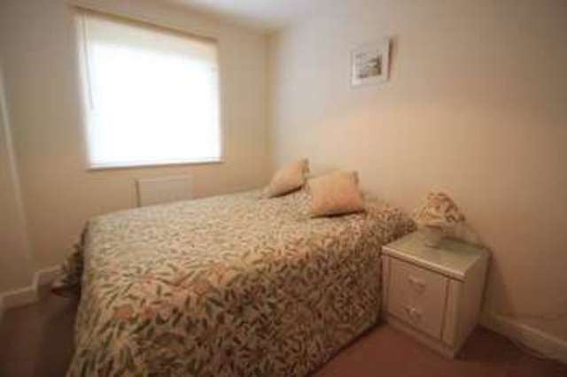  Image of 3 Bedroom Flat for sale at Doc Fictoria  Caernarfon, LL55 1TH