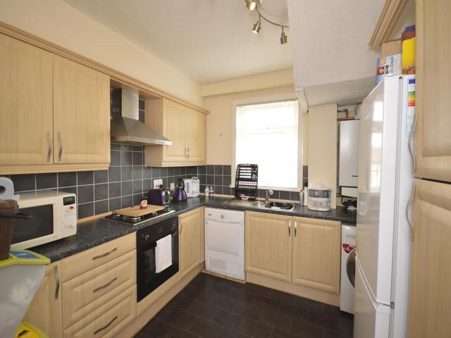  Image of 3 Bedroom Semi-Detached to rent at Kirkcaldy Fife Fife, KY2 6AJ