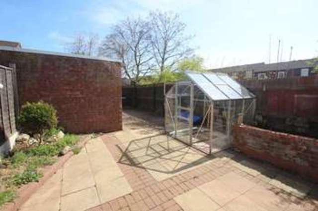  Image of 3 Bedroom Terraced for sale at Edgeworth Close Churchill South Redditch, B98 8QQ