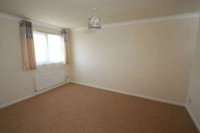  Image of 3 Bedroom Terraced for sale at Edgeworth Close Churchill South Redditch, B98 8QQ