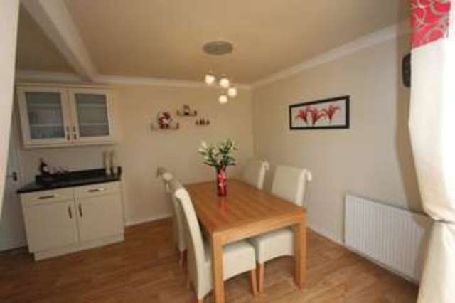  Image of 3 Bedroom Terraced for sale at Edgeworth Close Churchill South Redditch, B98 8QQ