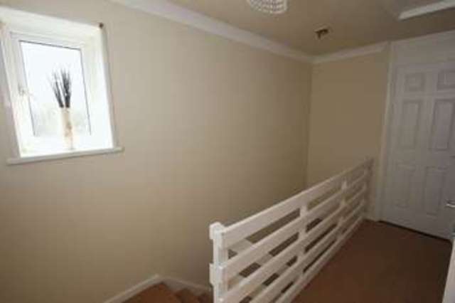  Image of 3 Bedroom Terraced for sale at Edgeworth Close Churchill South Redditch, B98 8QQ
