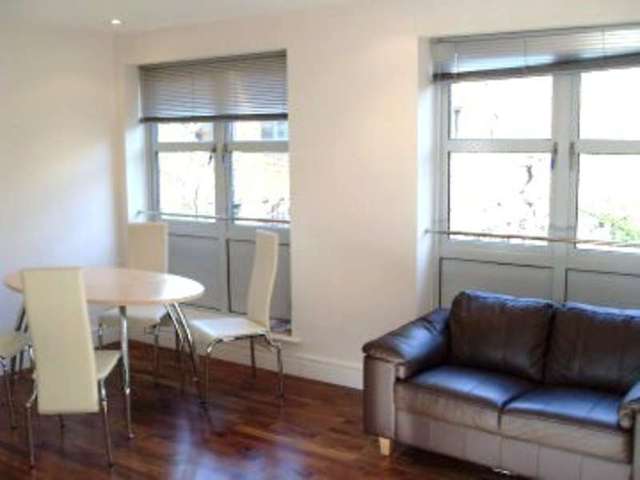  Image of 2 Bedroom Flat to rent at Kay Street  Shoreditch, E2 8QG